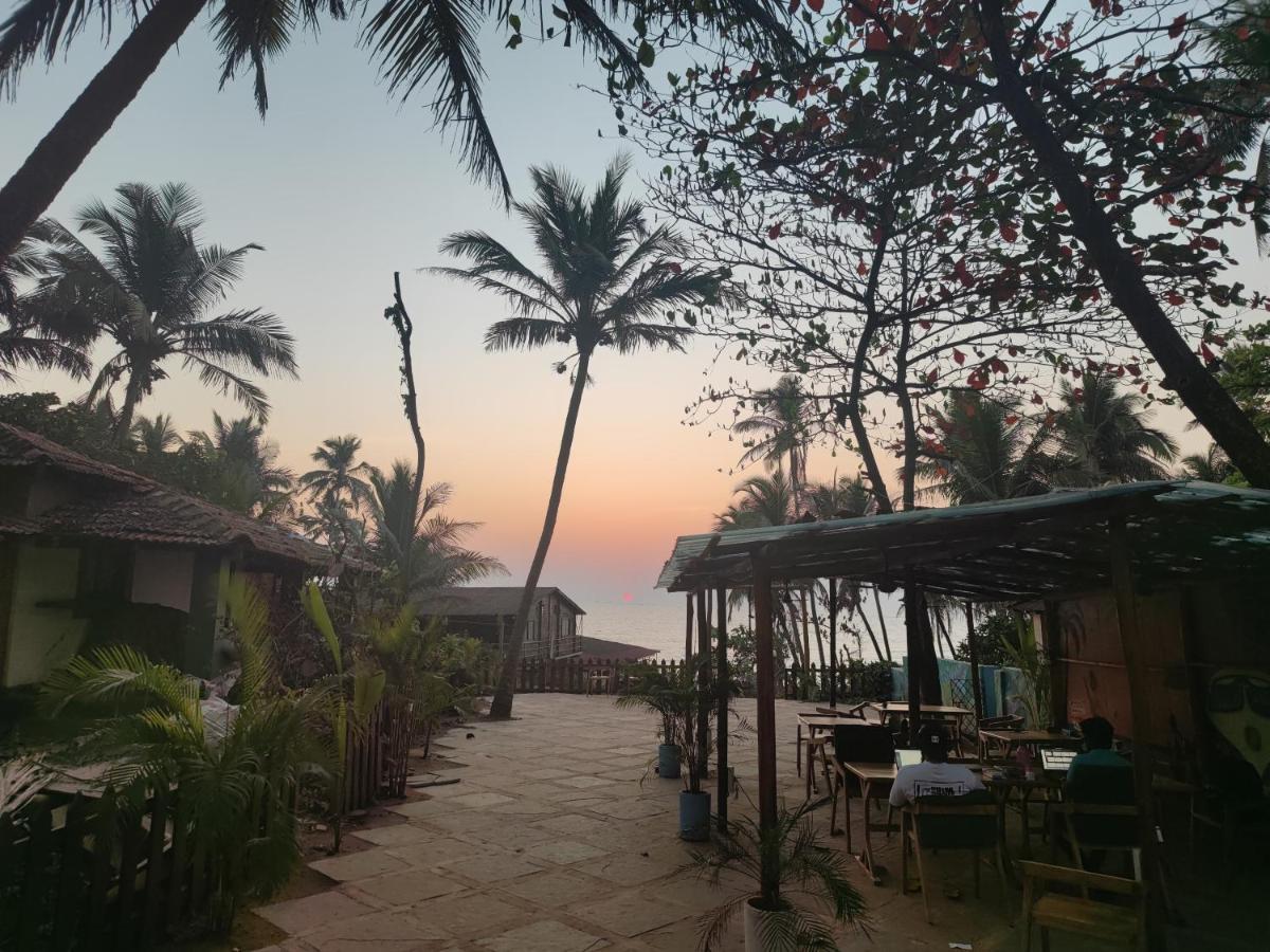 Beachside 안주나 외부 사진